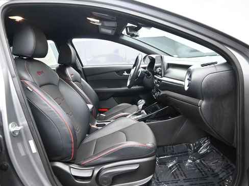 Used 2023 Kia Forte GT image 36