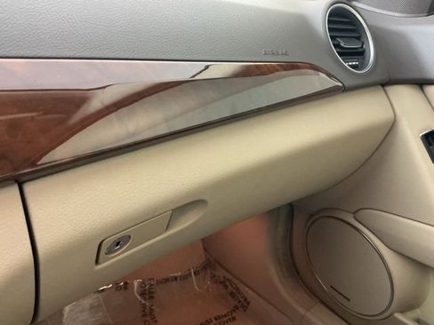 Used 2014 Mercedes-Benz C 300 4MATIC Sedan image 16