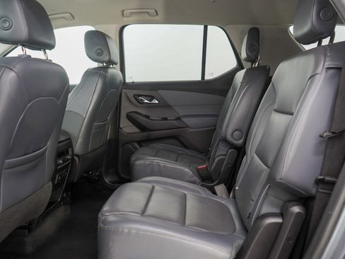Used 2018 Chevrolet Traverse Premier image 20