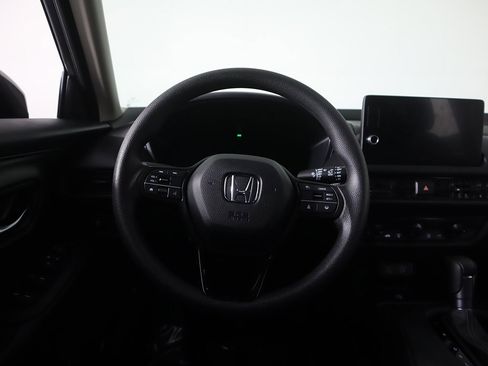 Certified 2026 Honda HR-V LX image 34