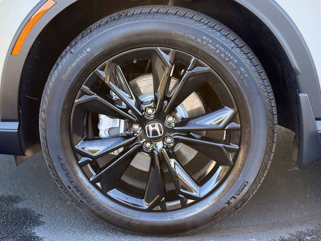 Used 2025 Honda CR-V Sport Touring image 9
