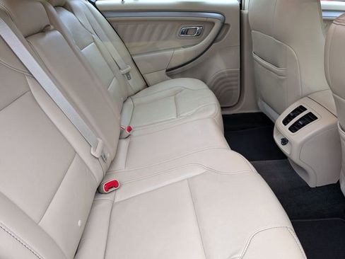 Used 2013 Ford Taurus SEL image 33