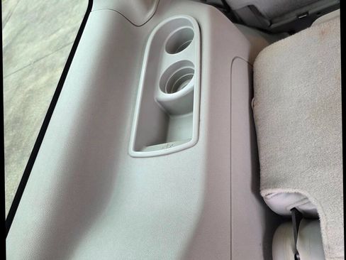 Used 2009 Chevrolet Tahoe LS image 18