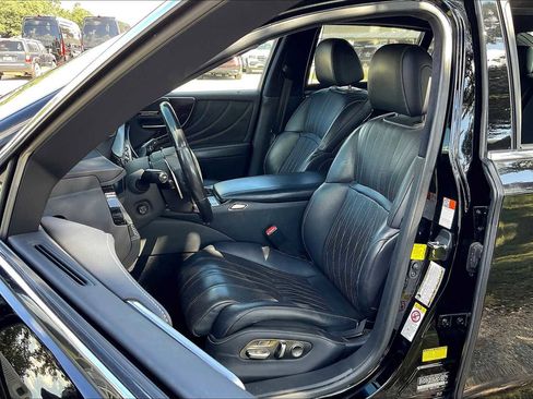 Used 2018 Lexus LS 500h image 8