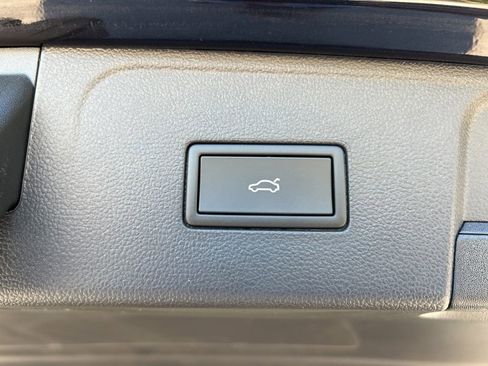 New 2026 Volkswagen Atlas SE image 53