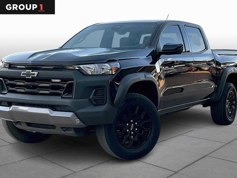 Used 2023 Chevrolet Colorado Trail Boss w/ Technology Package image 1