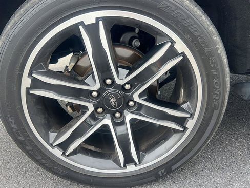 Used 2019 Ford Expedition Limited w/ Special Edition Package AWD/4WD image 7