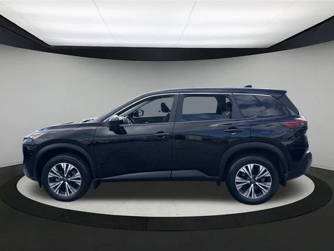 Used 2023 Nissan Rogue SV image 11