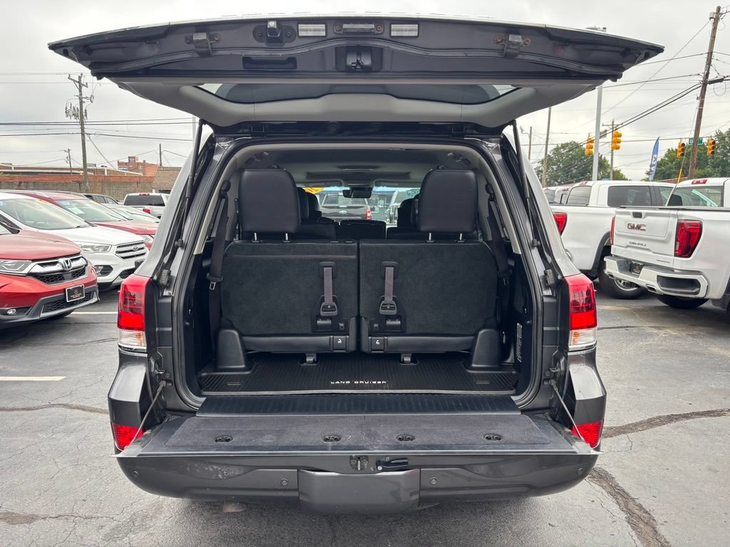 Used 2017 Toyota Land Cruiser AWD/4WD image 11