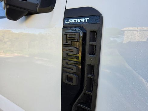 Used 2026 Ford F250 Lariat w/ Black Appearance Package image 48