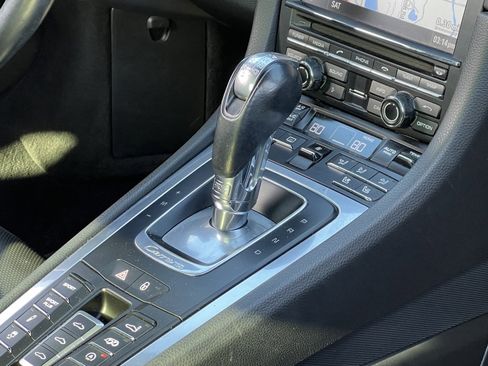 Used 2013 Porsche 911 Carrera 4S image 31