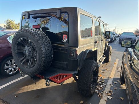 Used 2017 Jeep Wrangler Unlimited Sport w/ Quick Order Package 23S image 6