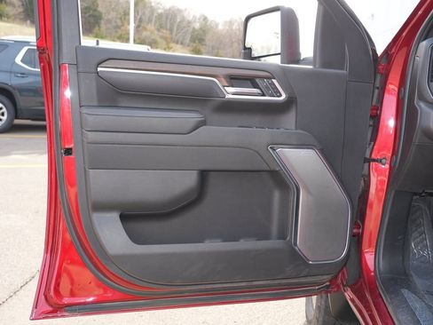 Used 2025 Chevrolet Silverado 3500 High Country w/ High Country Premium Package AWD/4WD image 14