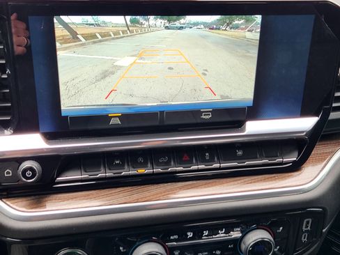 Certified 2024 Chevrolet Silverado 1500 LT image 17