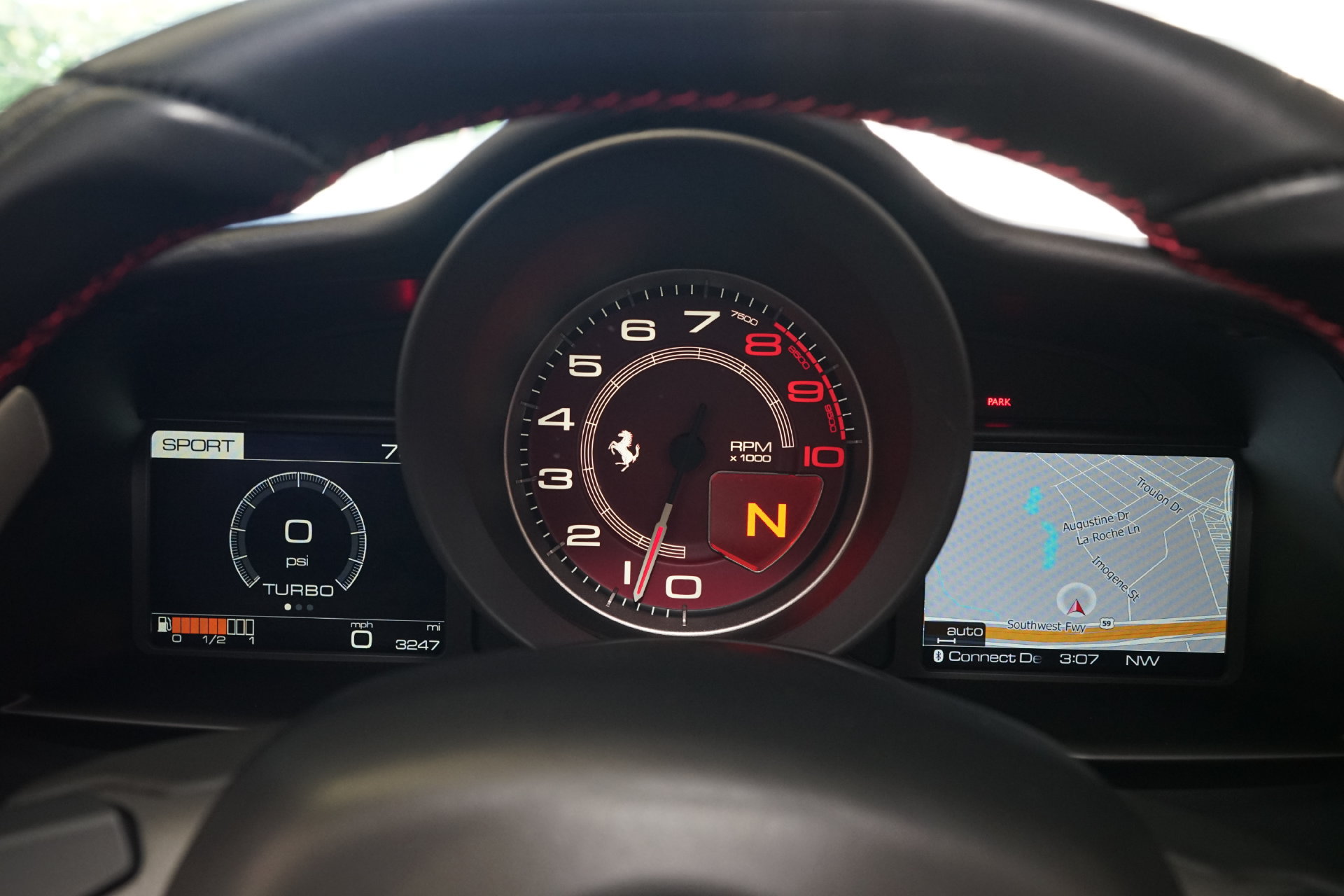 Used 2018 Ferrari 488 Spider RWD image 15