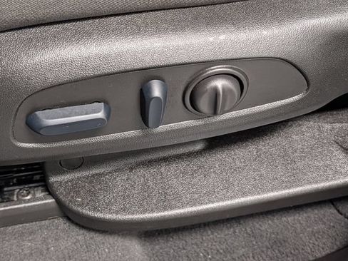 Used 2023 Chevrolet Traverse LT w/ LPO, Floor Liner Package AWD/4WD image 12