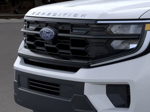 New 2026 Ford Expedition Max Active image 17