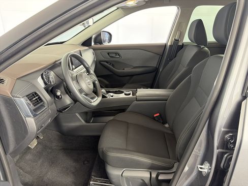 Certified 2023 Nissan Rogue S AWD/4WD image 6
