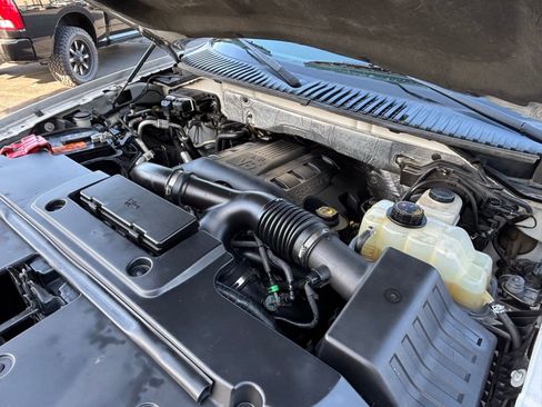 Used 2015 Ford Expedition EL Limited w/ Equipment Group 301A image 29