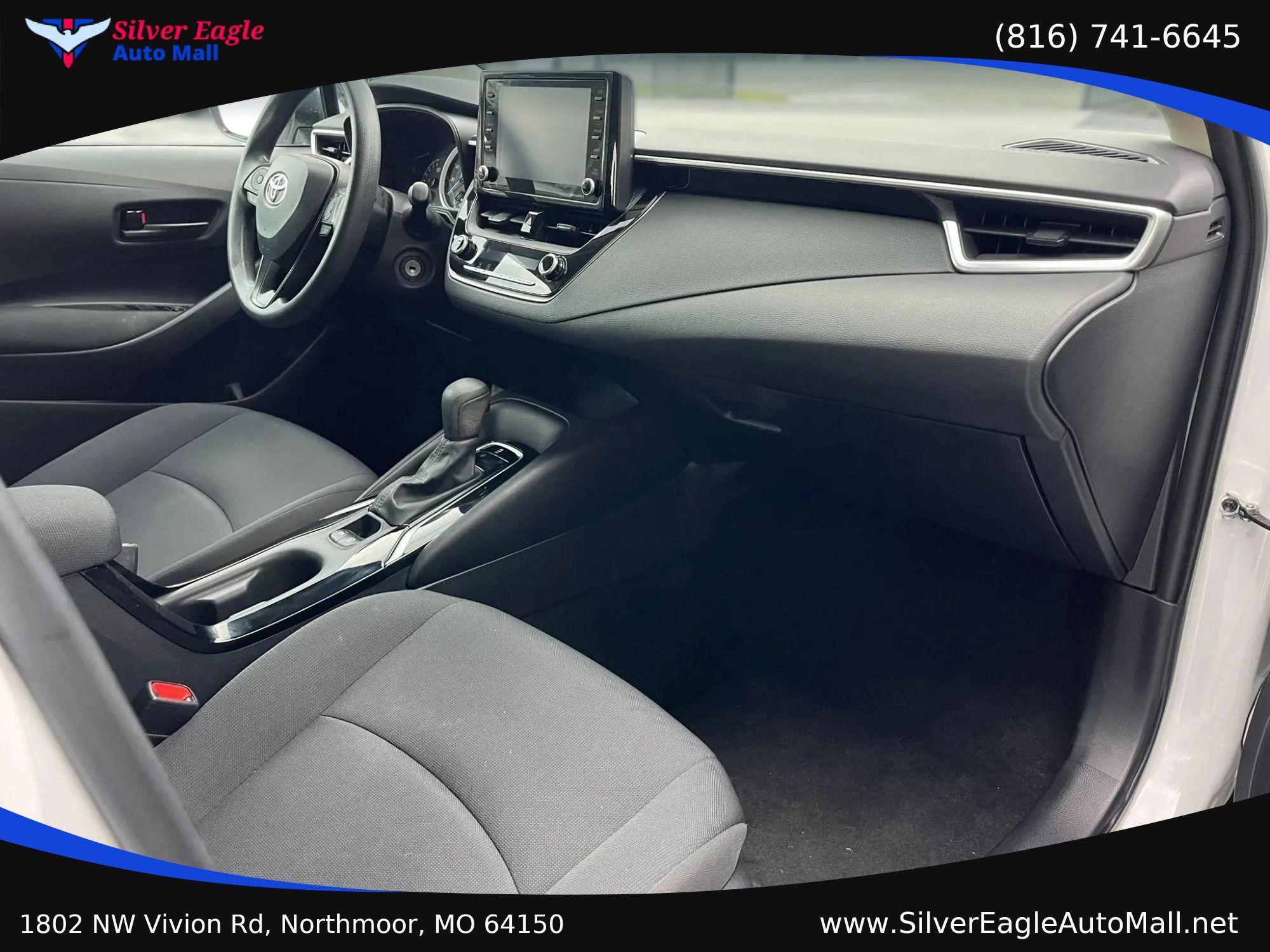 Used 2022 Toyota Corolla LE FWD image 7