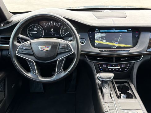 Used 2018 Cadillac CT6 Luxury image 29