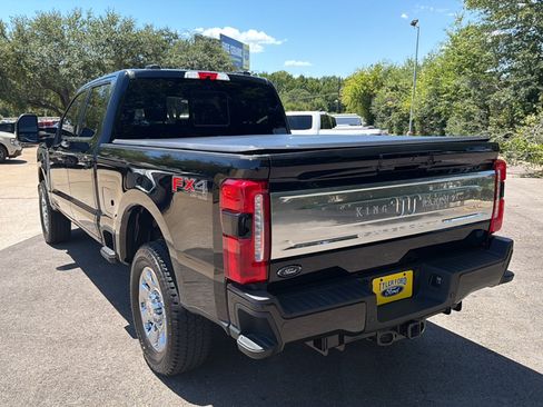 Used 2025 Ford F250 King Ranch w/ FX4 Off-Road Package AWD/4WD image 8