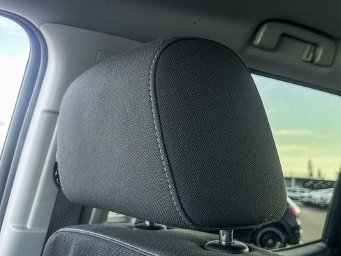 Used 2018 Chevrolet Silverado 1500 LT w/ LT Eassist Package image 50