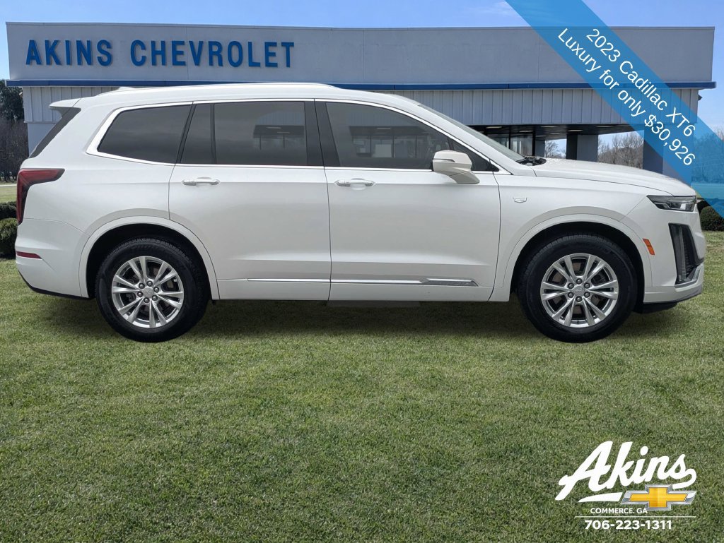 Used 2023 Cadillac XT6 Luxury FWD image 3