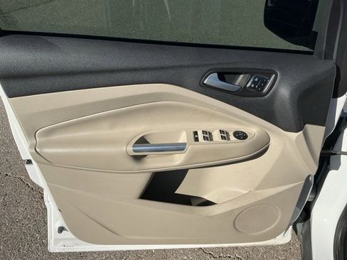 Used 2015 Ford Escape Titanium image 16