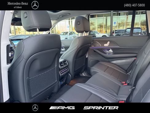 New 2026 Mercedes-Benz GLS 450 4MATIC image 21