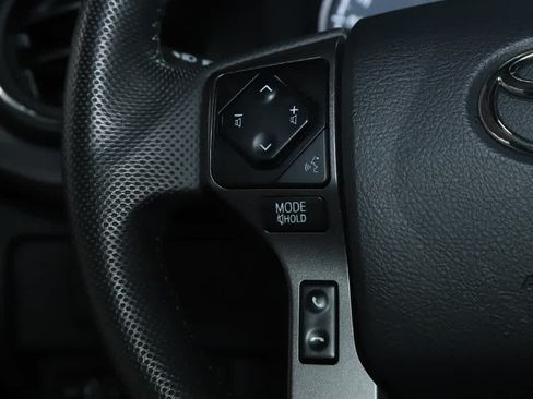Certified 2023 Toyota Tacoma TRD Off-Road AWD/4WD image 22