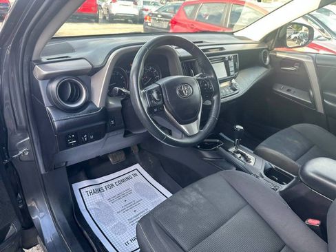 Used 2018 Toyota RAV4 XLE w/ Plus Extra Value Package AWD/4WD image 11