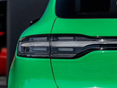 New 2026 Porsche Macan GTS image 14