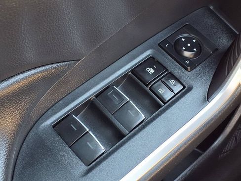 Used 2023 Toyota RAV4 XLE w/ Convenience Package FWD image 20