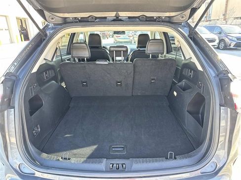 Used 2023 Ford Edge SEL image 8