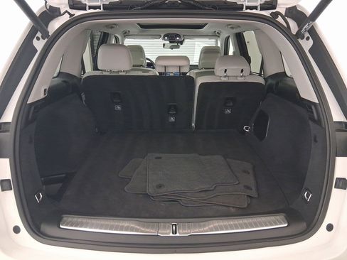 Used 2023 Jeep Grand Cherokee Overland w/ Adv Protech Group III image 31