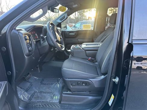 Used 2024 Chevrolet Silverado 1500 Custom image 24