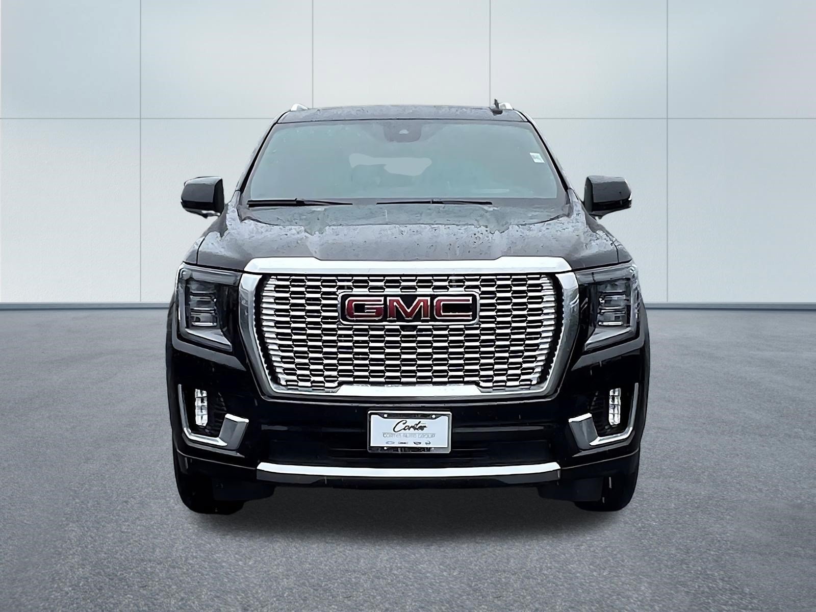 Used 2024 GMC Yukon XL Denali w/ Advanced Technology Package AWD/4WD image 2