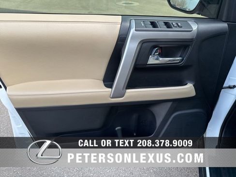 Used 2016 Toyota 4Runner SR5 Premium image 20