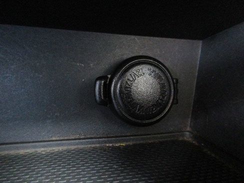 Used 2019 Subaru Impreza 2.0i w/ Eyesight image 25