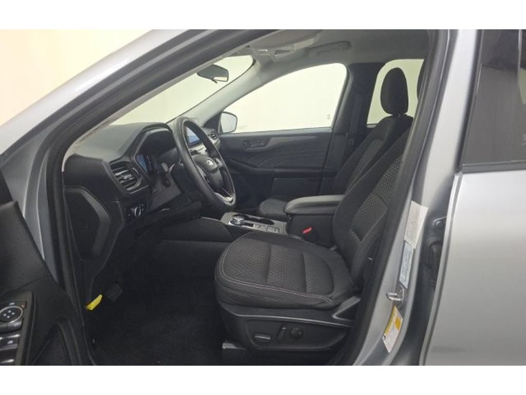 Used 2024 Ford Escape Active AWD/4WD image 5