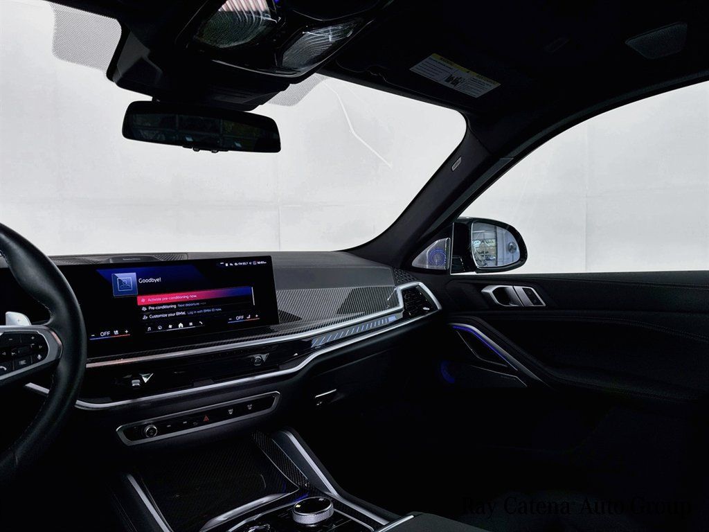 Used 2025 BMW X6 M60i AWD/4WD image 25