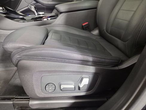 Used 2022 BMW X3 xDrive30i w/ M Sport Package 2 AWD/4WD image 32