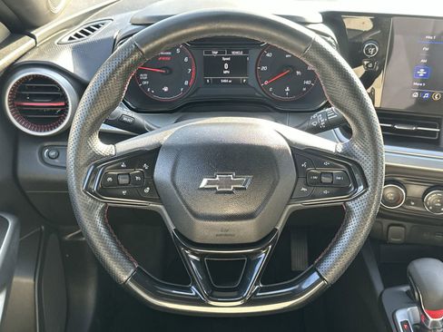 Used 2024 Chevrolet Trax RS w/ Driver Confidence Package image 19