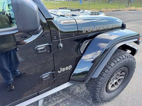 Used 2023 Jeep Wrangler Unlimited Rubicon 392 w/ Xtreme Recon 35" Tire Package AWD/4WD image 11