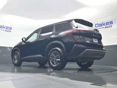Used 2023 Nissan Rogue S AWD/4WD image 41