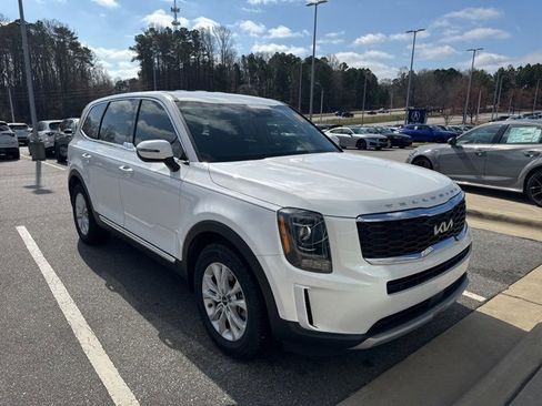 Used 2022 Kia Telluride LX image 12
