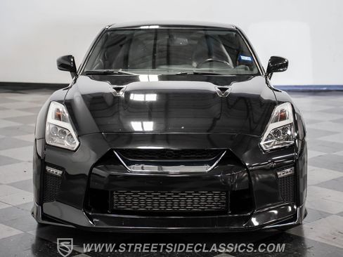 Used 2013 Nissan GT-R Premium AWD/4WD image 35