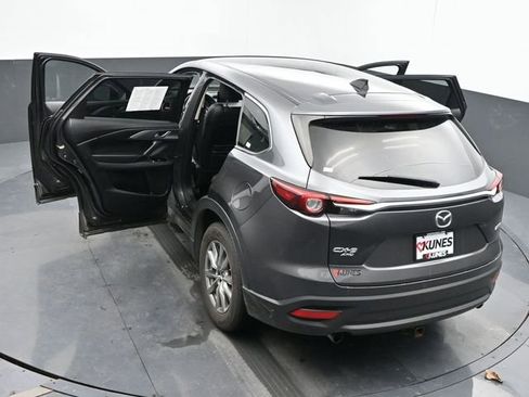 Used 2018 MAZDA CX-9 Touring image 62