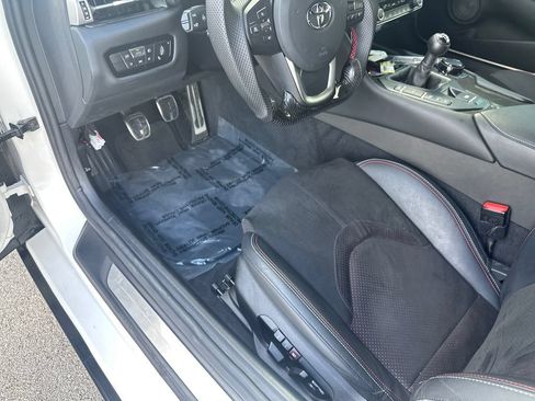 Used 2025 Toyota Supra RWD image 18